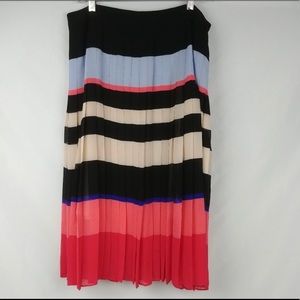 NWT Ann Taylor Striped and Pleated Skirt 12